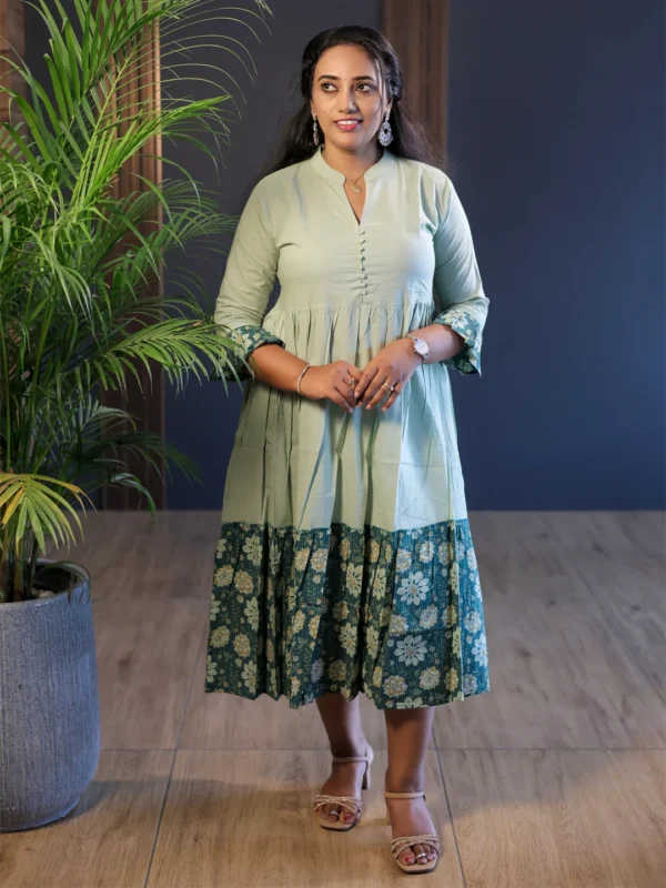 Classy Wear / Classy Frocks / Green Dual Shade - Image 3