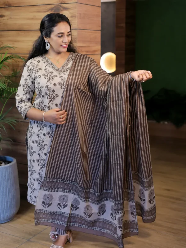 Comfy Salwar /  Brown 3PC - Image 3